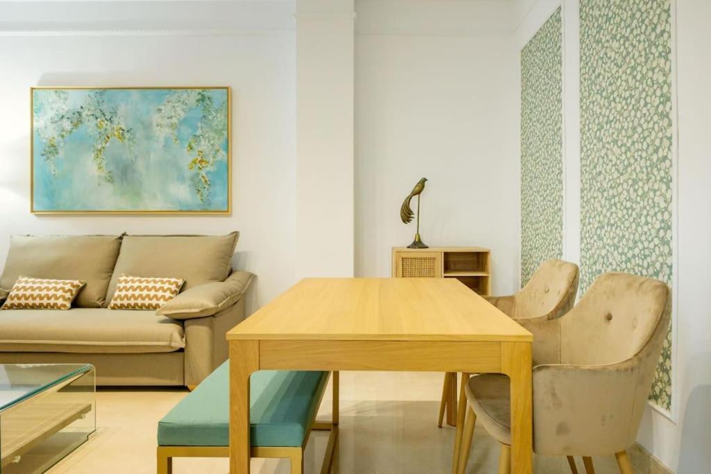 Imperial Central Suite By Valcambre Sevilla Exteriér fotografie